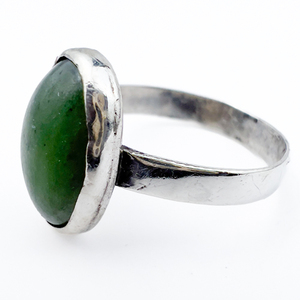 Vintage Sterling Silver Ring, Set With Nephrite Jade. Size 8.