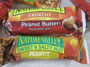 (B-2) 20 Assorted Nature Valley Gra...