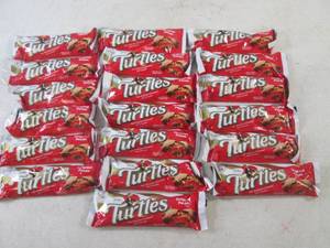 (B-3) 19 Turtles Candy Bars Past da...