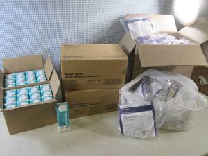 (EC2) 73 - 8oz Containers TwoCal HN...