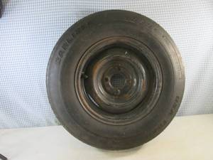 (BR1) Trailer Wheel  Tire - Carlis...