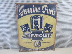 (G-1) Chevrolet Genuine Parts Tin S...