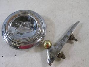 (G-1) Vintage 1950s Ford Hood Orna...