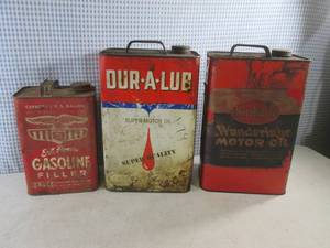 (G-1) 2 Vintage 10 Quart Oil Cans a...