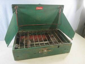(EW6) Vintage Coleman 2-Burner Camp...
