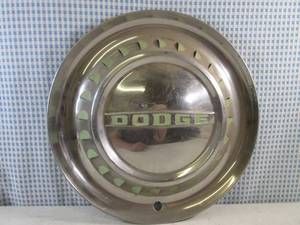 (RM3) Vintage Dodge 15 Hubcap...