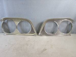 (RM2) Pair (LH and RH) 1959 Ford Ga...