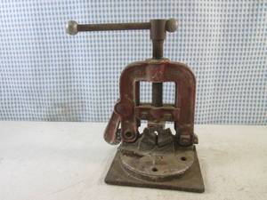 (EC1) Vintage Littlestown Howe Tabl...