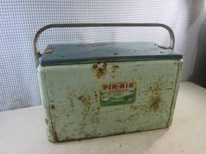 (D-2) Vintage Metal Cronstroms Pik-...