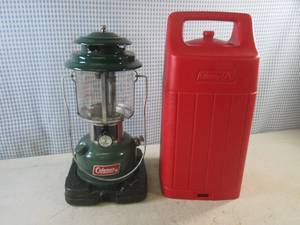 (F-3) 1975 Coleman Lantern with Car...