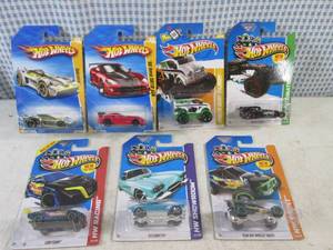 (BSB) Assorted Hot Wheels in Packag...