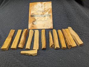12 Sticks of Palo Santo premium woo...
