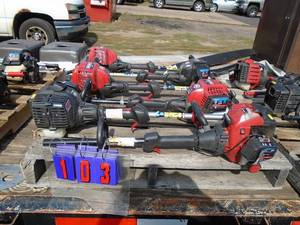 lot 103 image: Pallet of 6 4 cycle trimmer head for parts or repair. Some run. Most need recoil work. As shown.