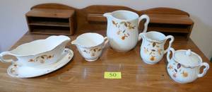 lot 50 image: Lot of Jewel Tea Autumn Leaf china