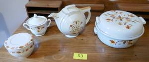 lot 53 image: Jewel Tea Autumn Leaf - covered casserole dish, teapot, sugar bowl