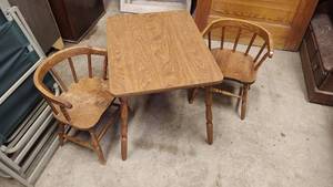 Childrens Table and 2 Chairs