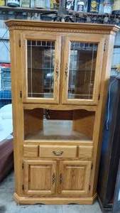 Corner Display Hutch