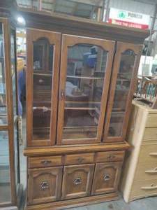 Beautiful Display Hutch with Drawers and Cabinets Below
