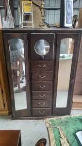 Wardrobe   Armoire