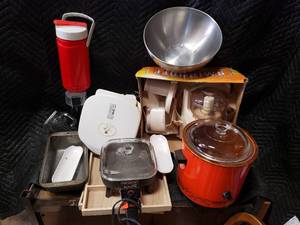 Crockpot, Electric Frying Pan, Food Processor and More
