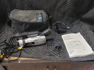 Canon GL2 Video Camera with Remote