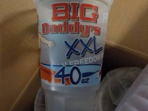 Case of 490 - 40 oz Big Daddy Plast...