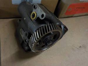 4 used Pumps...