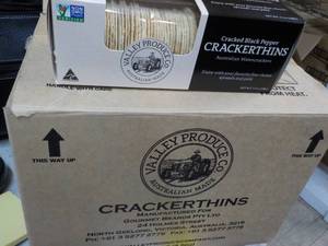 12 ct Cracked Black Pepper Cracker ...