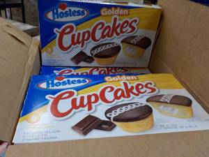 8 ct Box 8 each Hostess Golden Cupc...