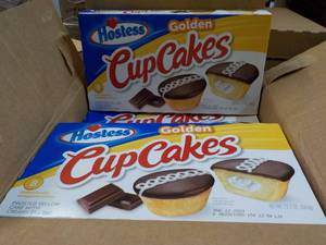 8 ct Box 8 each Hostess Golden Cupc...