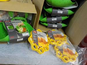 10 OXO Silicone Softworks Kitchen P...
