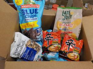 Box of Food see all pictures...