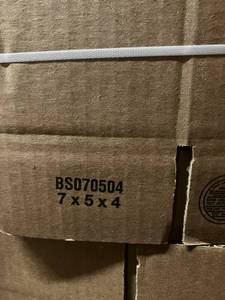 lot 72 image: Small Shipping Boxes