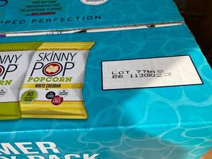 lot 100 image: Skinny Pop Popcorn