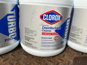 lot 113 image: Clorox Disinfectant Cleaner