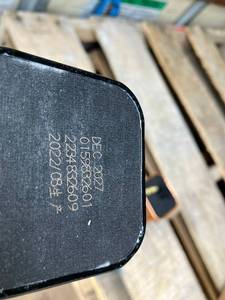 lot 130 image: Duracell 6V Batteries