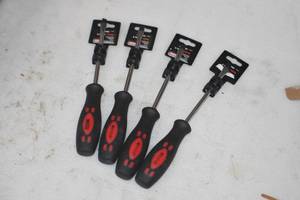 Screw Drivers
