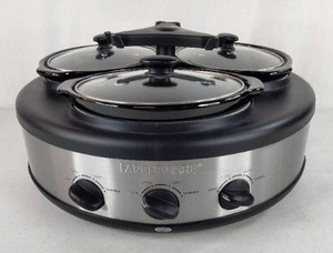 Crock Pot Trio slow cooker, 3 removable stoneware crocks - Bid-Assets  Online Auctions