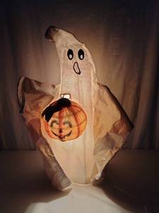 lot 266 image: Whimsical Light Up Halloween Ghost with Pumpkin