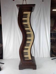 lot 328 image: Unique Piano Key Wine Rack