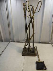 Mixed Lot of Fireplace Tools
