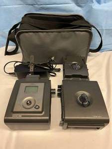 MSRP $2200 Respironics REMstar Pro CFLEX  With Heated Humidifier - Extremely Quiet Operation&nbsp Includes Reservoir, Travel Bag, and Power Cord -Good Working Condition Missing Knob 1st Pic Is Stock Photo - Rest Are Actual Items