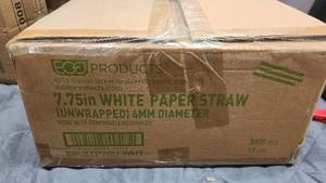 Box of 3,600 White Paper Straws