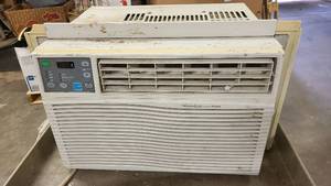 Used Gree Air Conditioning Window Unit