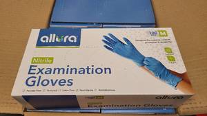 Alura Nitrile Examination Gloves Medium Powder Free