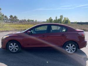 2010 Mazda Mazda3 I Touring  - 2 OWNERS