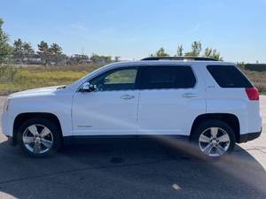 2014 GMC Terrain SLE-2 - 2 OWNERS