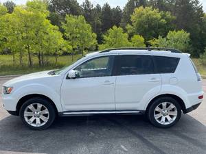 2011 Mitsubishi Outlander SE