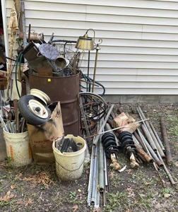 Large Metal Scrappers Lot (Bring Large Truck Or Trailer & Help To Load)