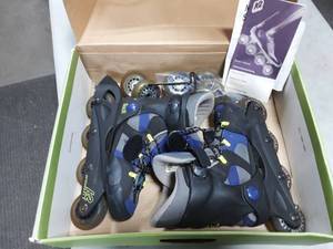 lot 11 image: Pair Of Youth Size 2-4  K-2 Merlin Adjustable In Line Skates